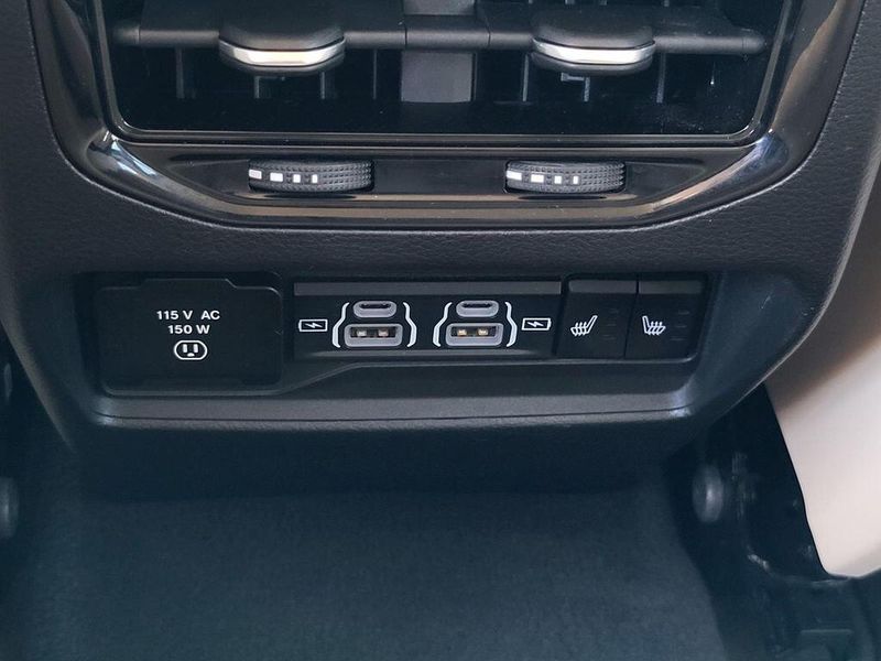 Used 2022 Jeep Grand Cherokee LimitedImage 29