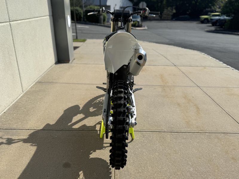 2025 Triumph TF 250XImage 5