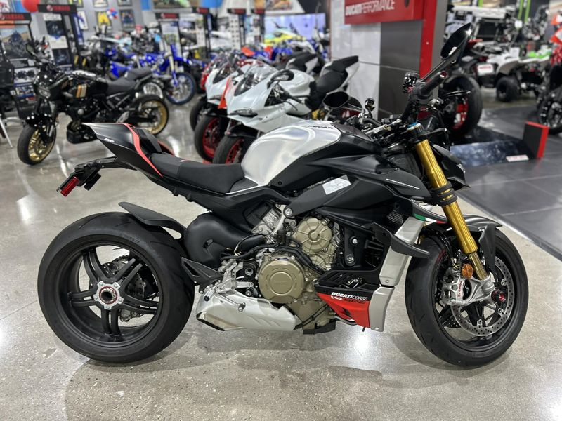 Used 2025 Ducati STREETFIGHTER V4 SP2 Image 4
