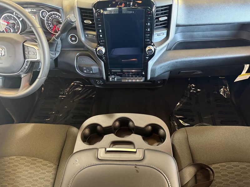 2026 Ram 2500 Tradesman photo 11