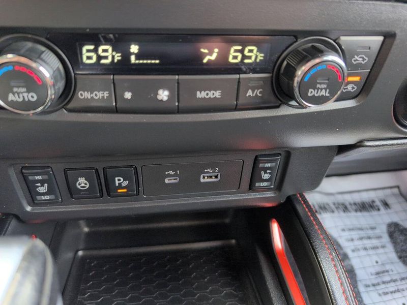 2023 Nissan Frontier PRO-4XImage 18