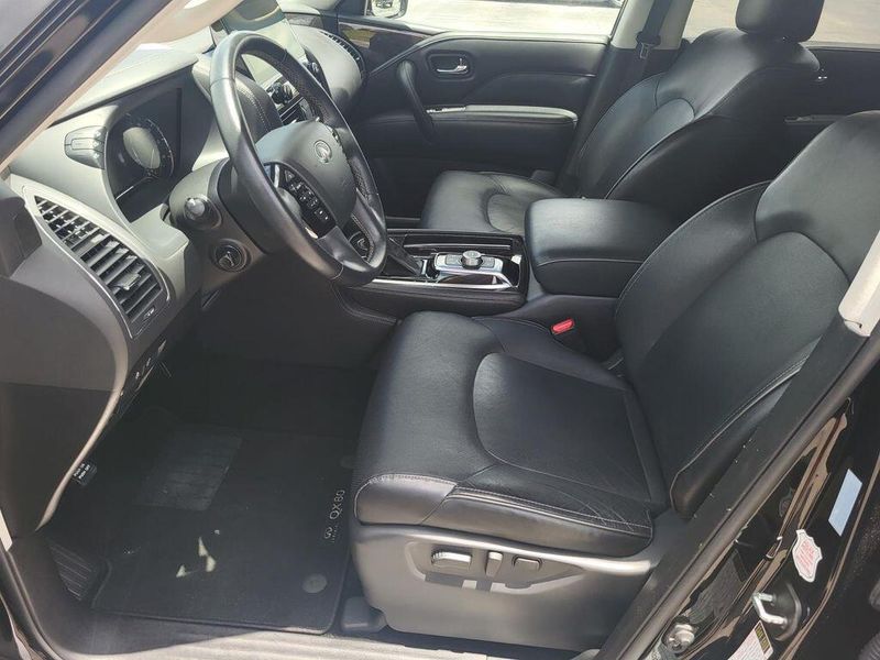 2023 INFINITI QX80 LuxeImage 26