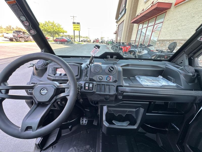 New 2026 Can-Am DEF DPSCAB HD9 
