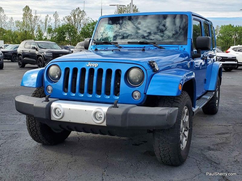 2015 Jeep Wrangler Unlimited SaharaImage 16