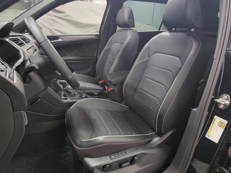 Used 2024 Volkswagen Tiguan AWD SEL R-Line w/Sunroof/NavImage 18