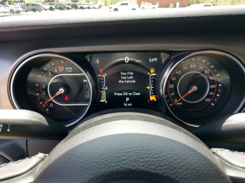 2023 Jeep Gladiator Willys 4x4Image 16