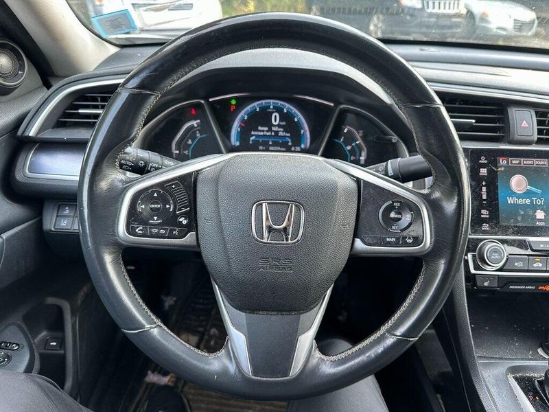 2016 Honda Civic TouringImage 2