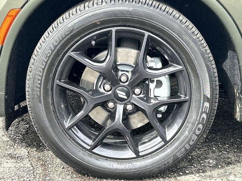 New 2026 Dodge Durango Gt Awd Hemi V8Image 10