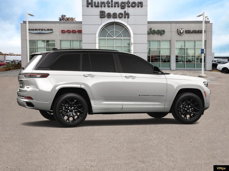 2025 Jeep Grand Cherokee Summit Reserve 4x4Image 15