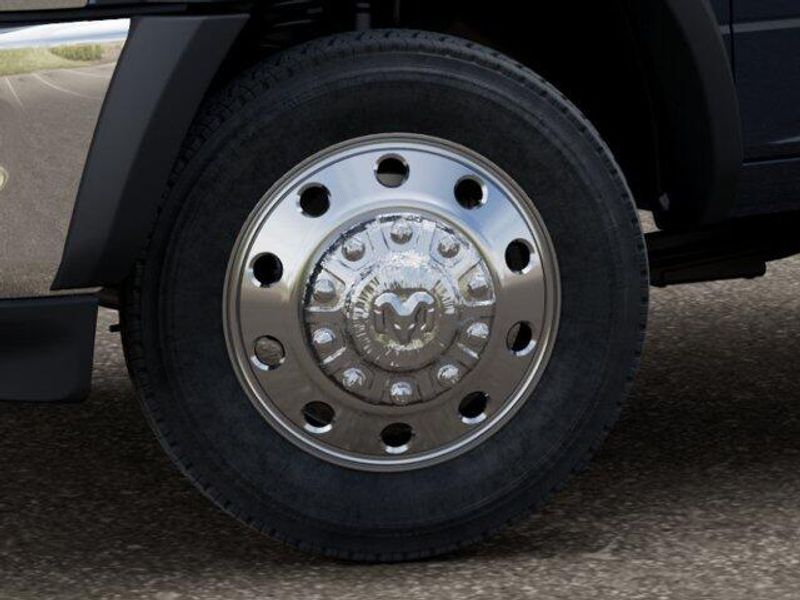 New 2027 RAM 4500HD TradesmanImage 8