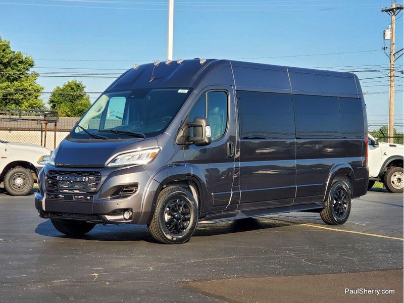 New 2024 RAM Promaster 2500 Slt+ Window Van High Roof 159