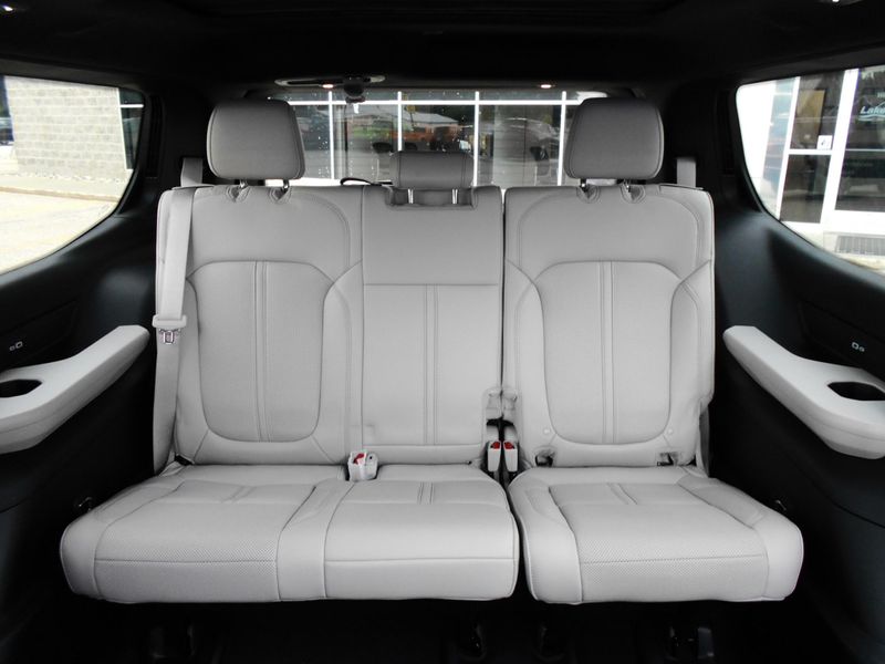 2025 Jeep Wagoneer Series Ii 4x4Image 7