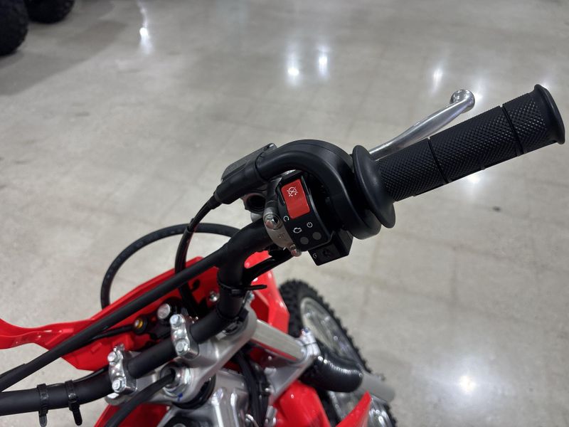New 2027 Honda CRF125F BIG WHEEL Image 18