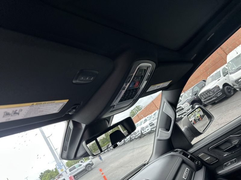 2022 RAM 1500 TRXImage 32