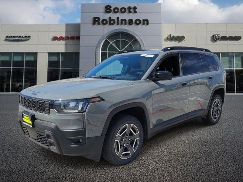 New 2026 Jeep Cherokee Laredo 4x4