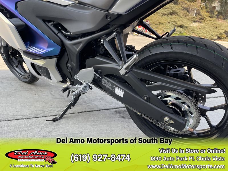 2025 Yamaha YZF-R3 ABS Image 13