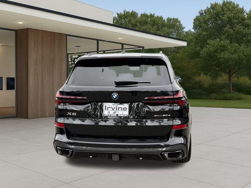 New 2026 BMW X5 xDrive50eImage 9