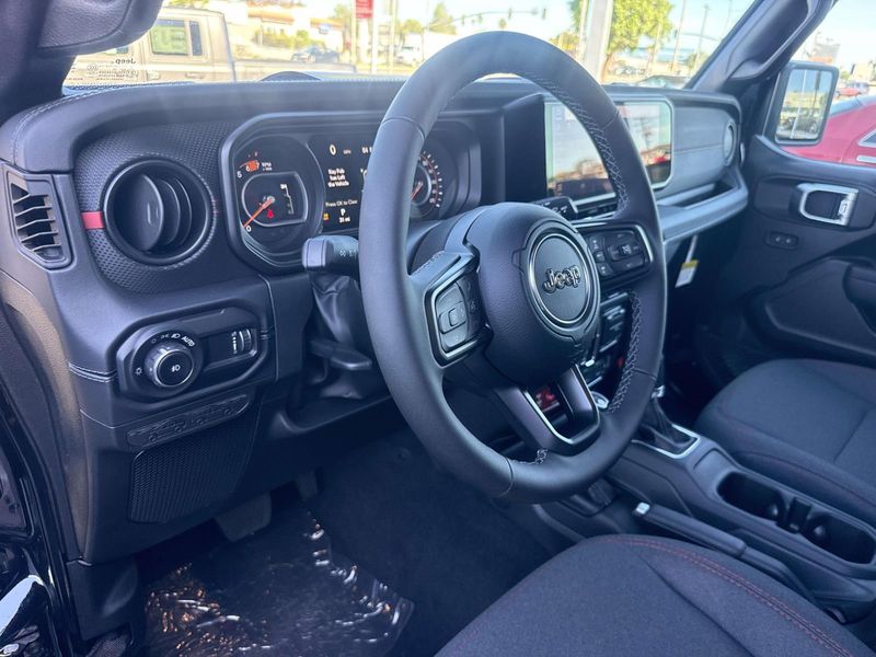 New 2026 Jeep Wrangler 4-door Rubicon