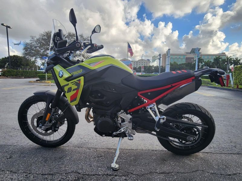 2026 BMW F 900 GSImage 5