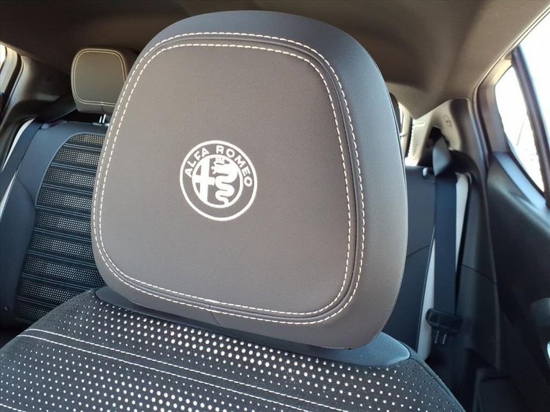 New 2026 Alfa Romeo Tonale Sport SpecialeImage 17