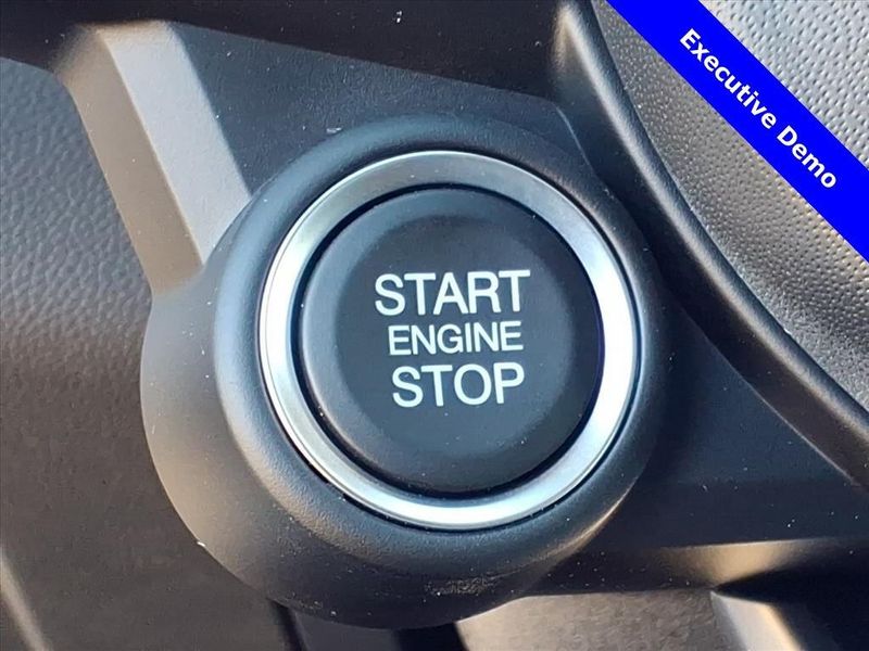 New 2025 Alfa Romeo Giulia RwdImage 20