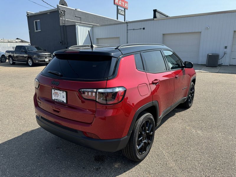 2024 Jeep Compass Latitude 4x4Image 8