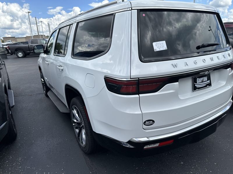 2025 Jeep Wagoneer Series Ii 4x4Image 9