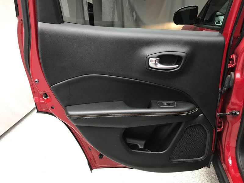 Used 2017 Jeep New Compass LatitudeImage 8