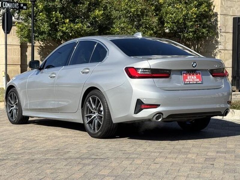 2020 BMW 3 Series 330iImage 14