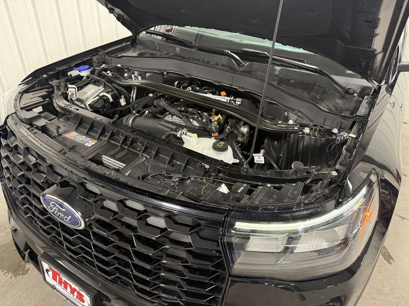 Used 2025 Ford Explorer ST-LineImage 21