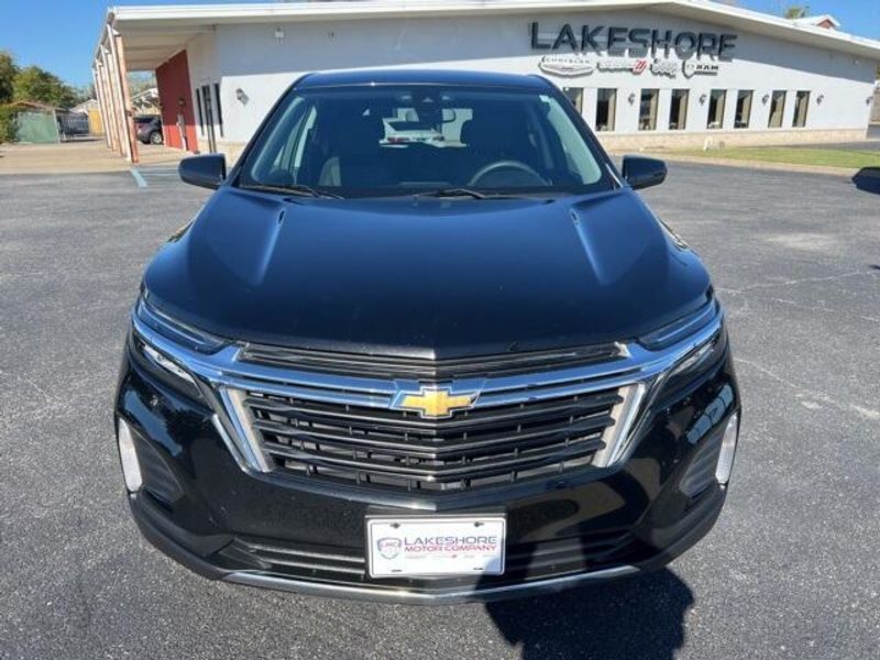 2022 Chevrolet Equinox LTImage 2