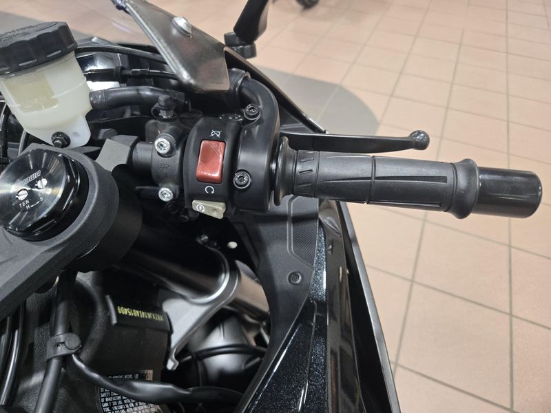 NEW 2026 KAWASAKI NINJA ZX6R Image 17