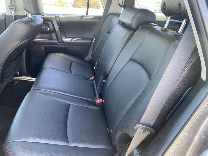 2019 Toyota 4Runner TRD Off-Road PremiumImage 15
