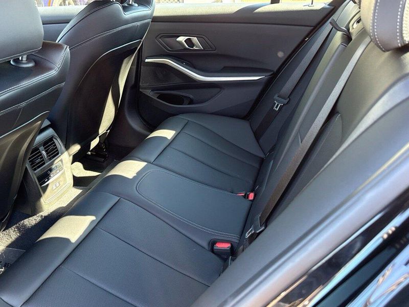 Used 2026 BMW 3 Series 330iImage 31
