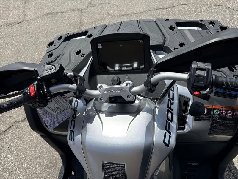 New 2027 CFMOTO CFORCE 800 TOURING Image 12