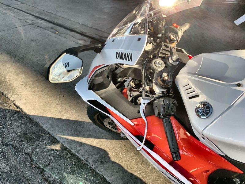 New 2025 Yamaha YZF-R9 Image 13