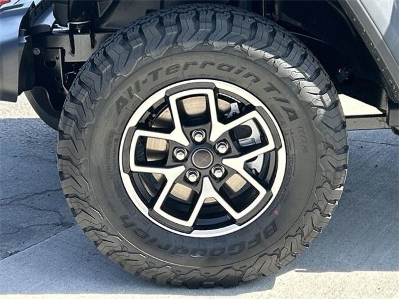 New 2025 Jeep Wrangler 4-door RubiconImage 10