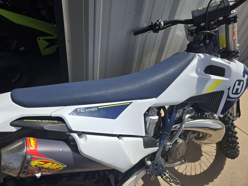 USED 2022 HUSQVARNA TC 250 Image 4