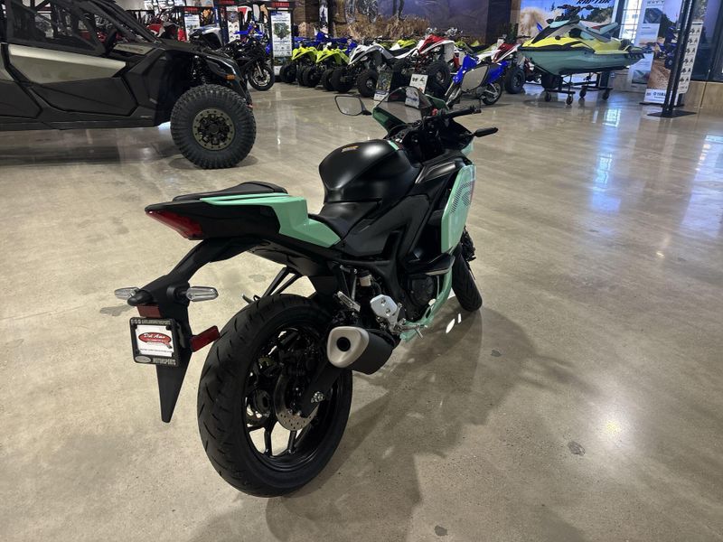 New 2026 Yamaha YZF-R3 ABS Image 14