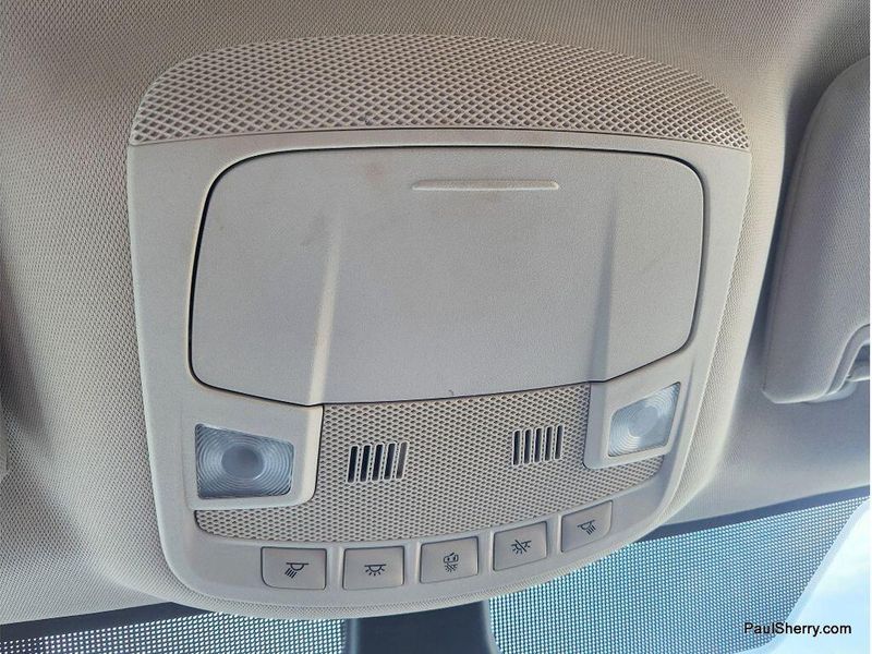 Used 2024 Ford Edge SE
