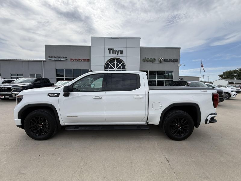 Used 2026 GMC Sierra 1500 ElevationImage 30