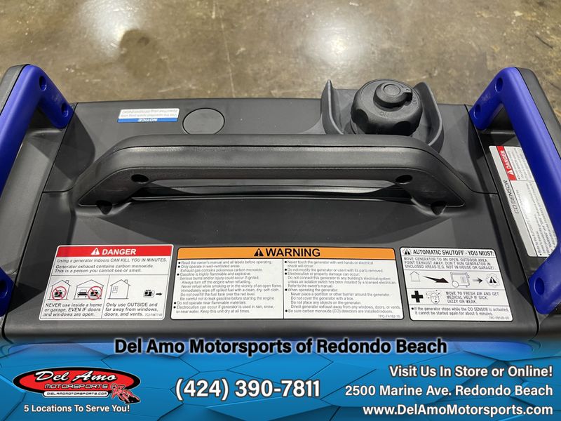 2021 Yamaha EF2200ISZ  in a BLUE exterior color. Del Amo Motorsports of Redondo Beach (424) 304-1660 delamomotorsports.com 