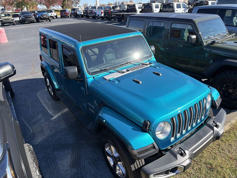 Used 2020 Jeep Wrangler Unlimited SaharaImage 3