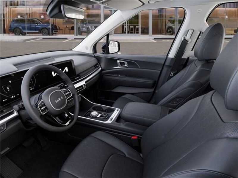 New 2026 Kia Carnival Hybrid SXImage 17