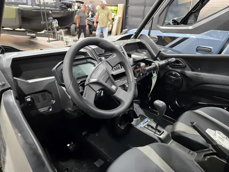2025 Kawasaki TERYX KRX 1000 BLACKOUT EDITION MATTE SPARK BLACK Image 9
