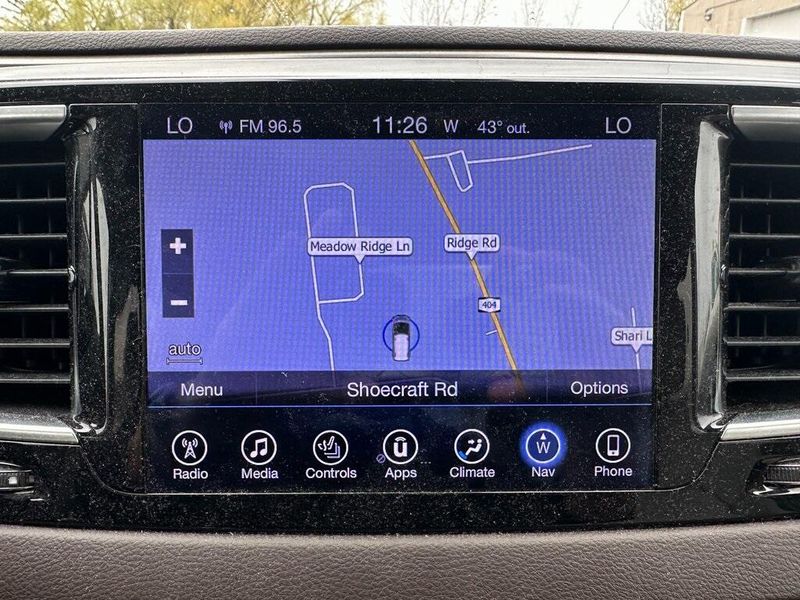 2017 Chrysler Pacifica Touring L PlusImage 4