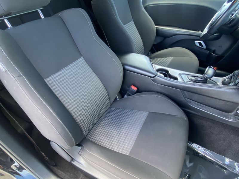 Used 2022 Dodge Challenger R/TImage 11