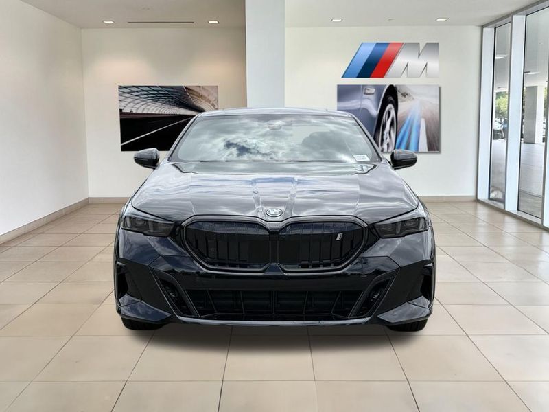 2025 BMW i5 eDrive40Image 3