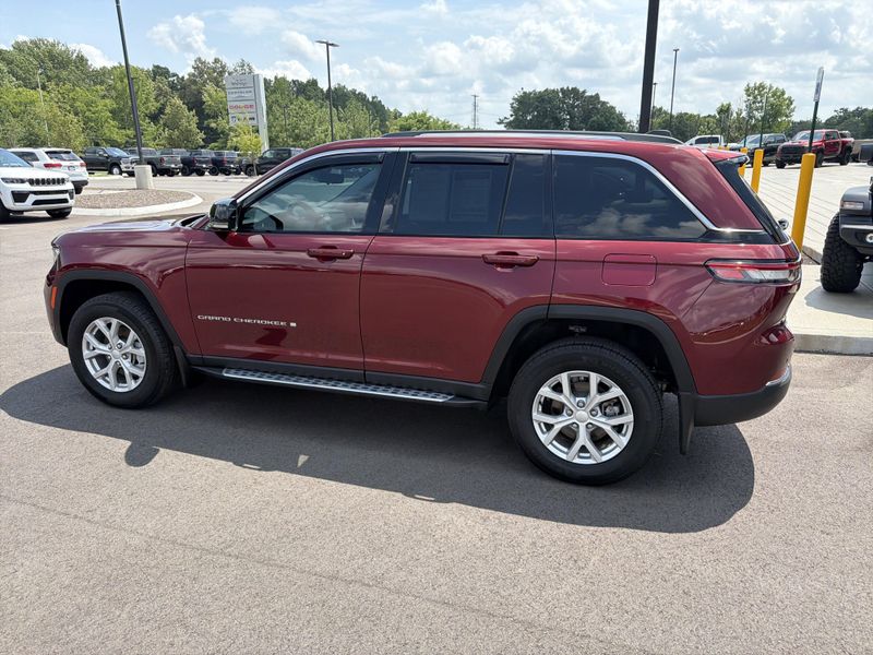 Used 2023 Jeep Grand Cherokee LimitedImage 19
