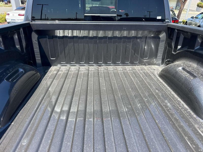 New 2026 RAM 1500 Laramie Crew Cab 4x4 5'7' Box